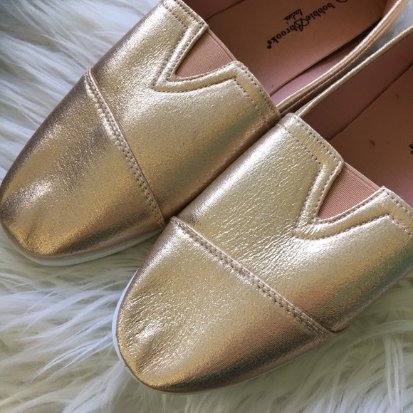 NWOT BOBBIE BROOKS METALLIC SLIP ONS SIZE 6 and 9 - Picture 12 of 13